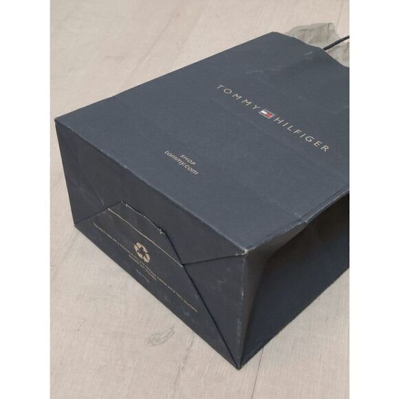 TOMMY HILFIGER Empty Paper Shopping Gift Bag w/Tissues Size 8 x 10 x 4,5" - Picture 2 of 9